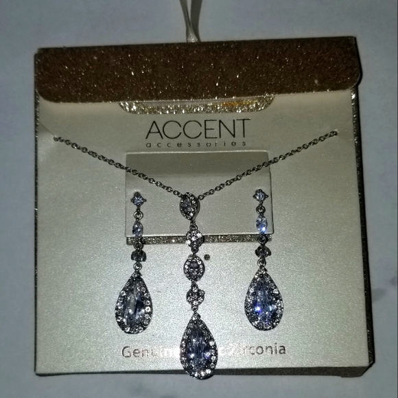 Cubic Zirconia Necklace and Earrings - Picture 1 of 4